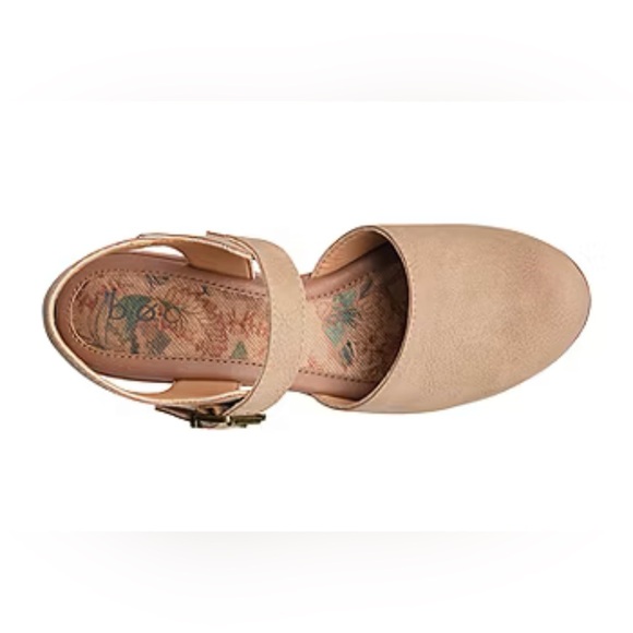 b.o.c. Tan Leather Platform Mules - Picture 2 of 8